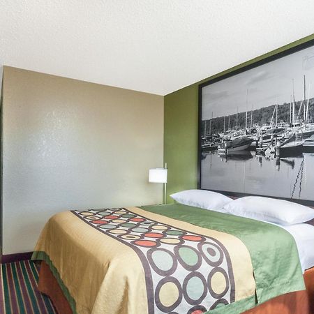 Super 8 By Wyndham Bath Hammondsport Area Motel Стая снимка