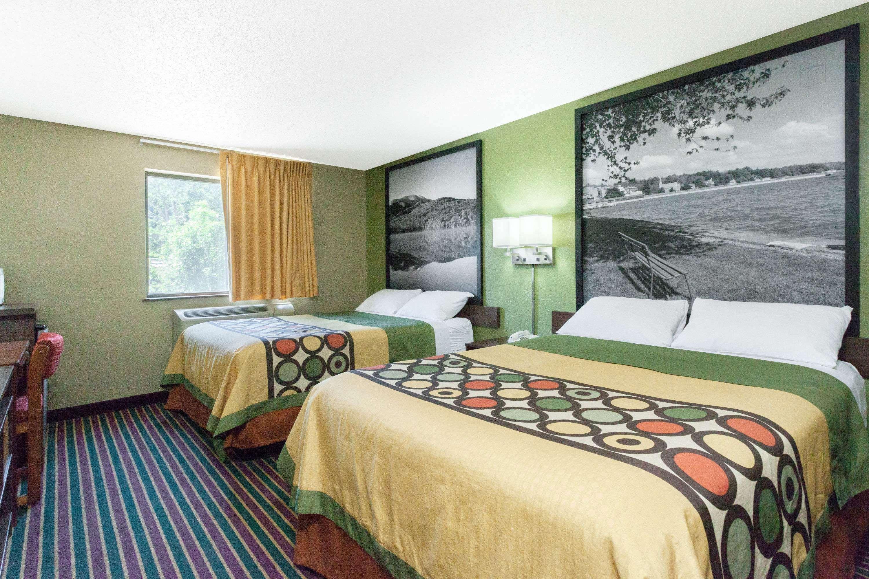 Super 8 By Wyndham Bath Hammondsport Area Motel Екстериор снимка