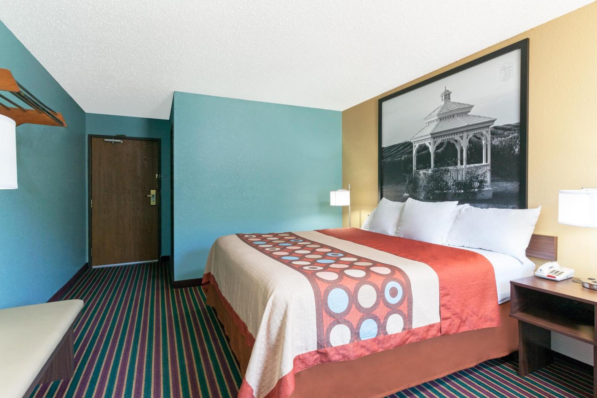 Super 8 By Wyndham Bath Hammondsport Area Motel Стая снимка