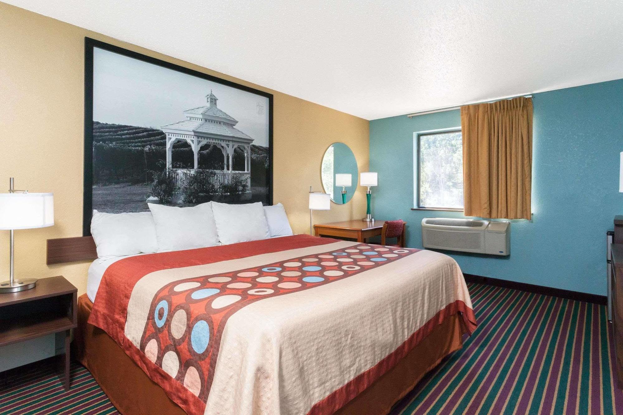 Super 8 By Wyndham Bath Hammondsport Area Motel Екстериор снимка